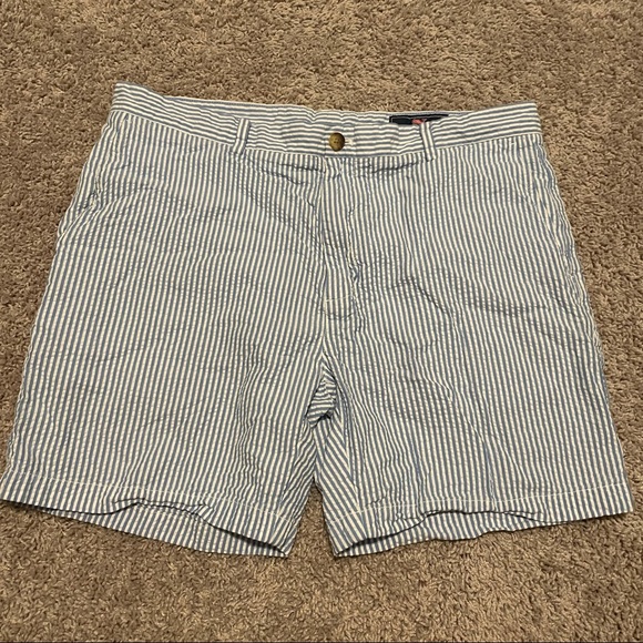 Vineyard Vines Other - Vineyard vines seersucker shorts blue white 38 blue shorts seersucker shorts